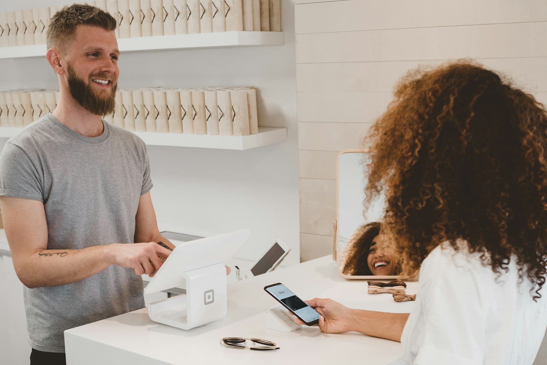 E-commerce online shopping experience